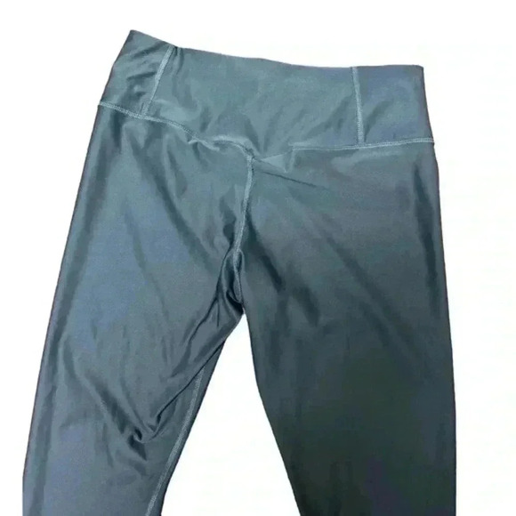 Nike Women's Power Victory Training Crop Leggings - Picture 6 of 9